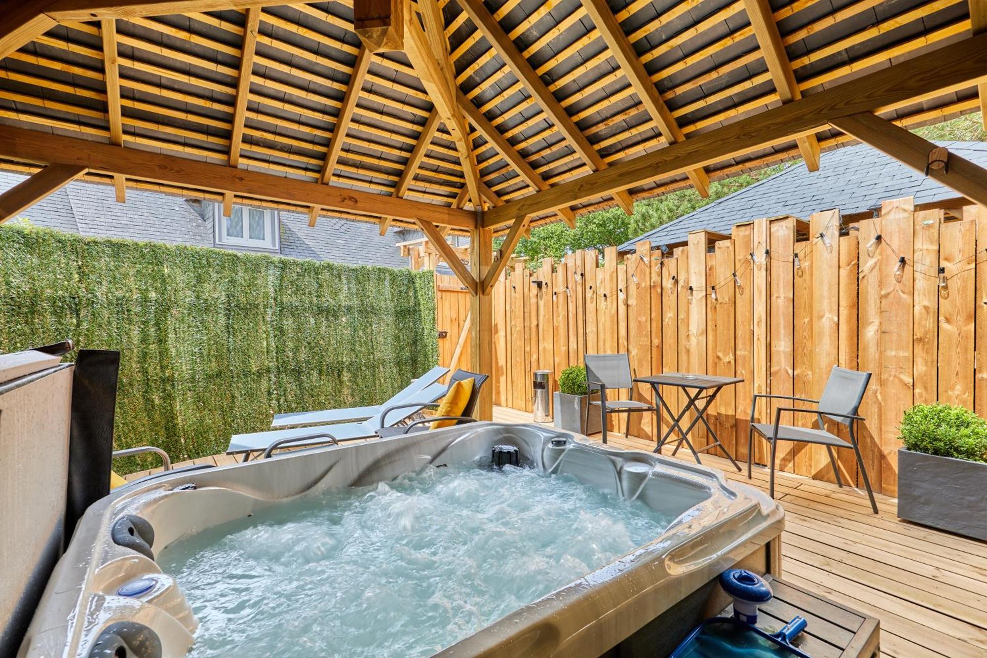 Апартаменты Domaine Du Gros Chene - Terrasses Avec Jacuzzis Privatifs Ablon Экстерьер фото